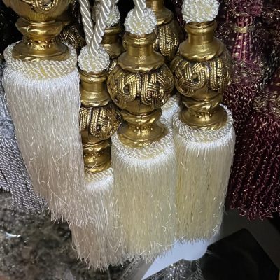 accesoriu buzdugana de legat draperii crem