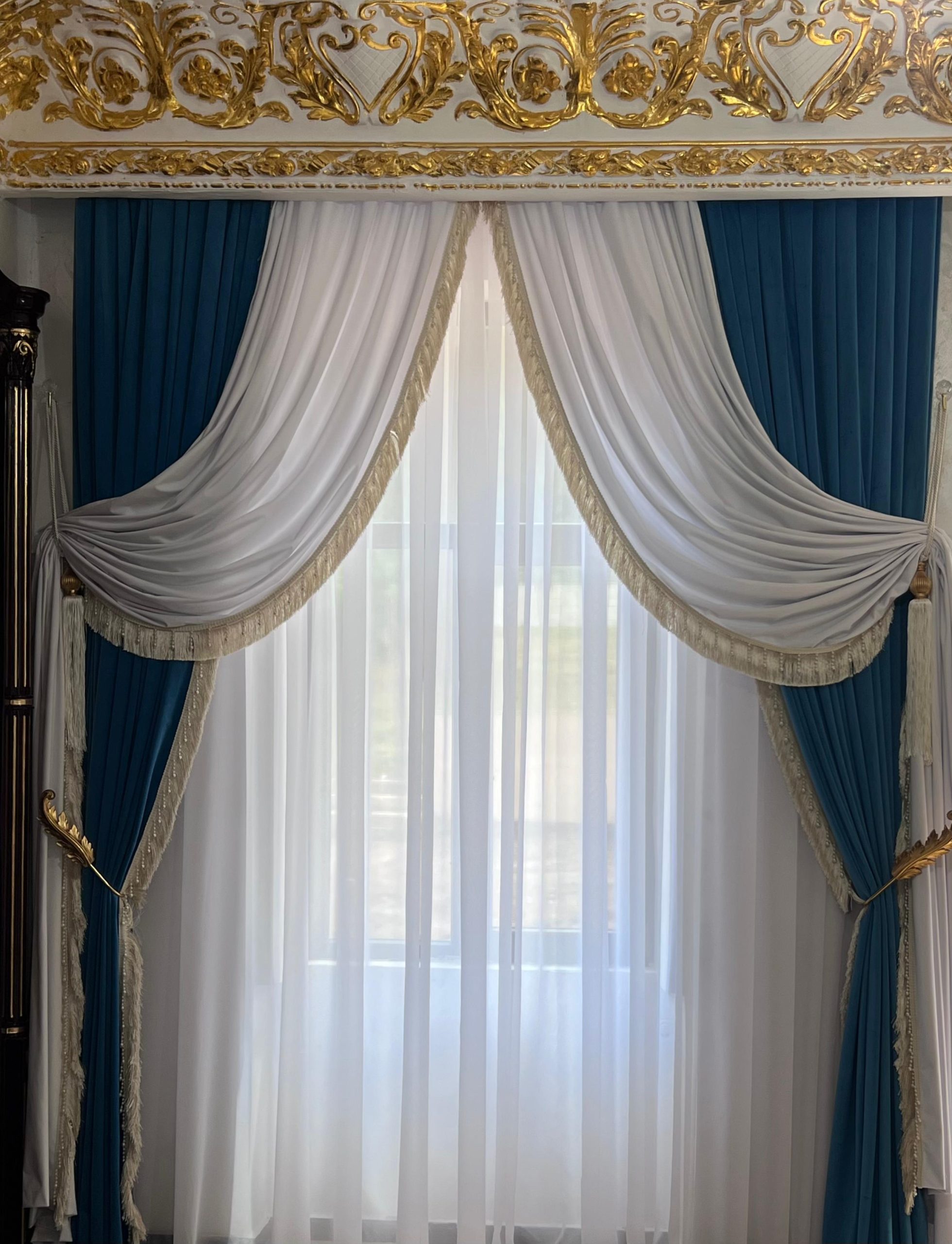 Draperie catifea crem 9 metri , metri , Perdea tripluvoal alb 6 metri